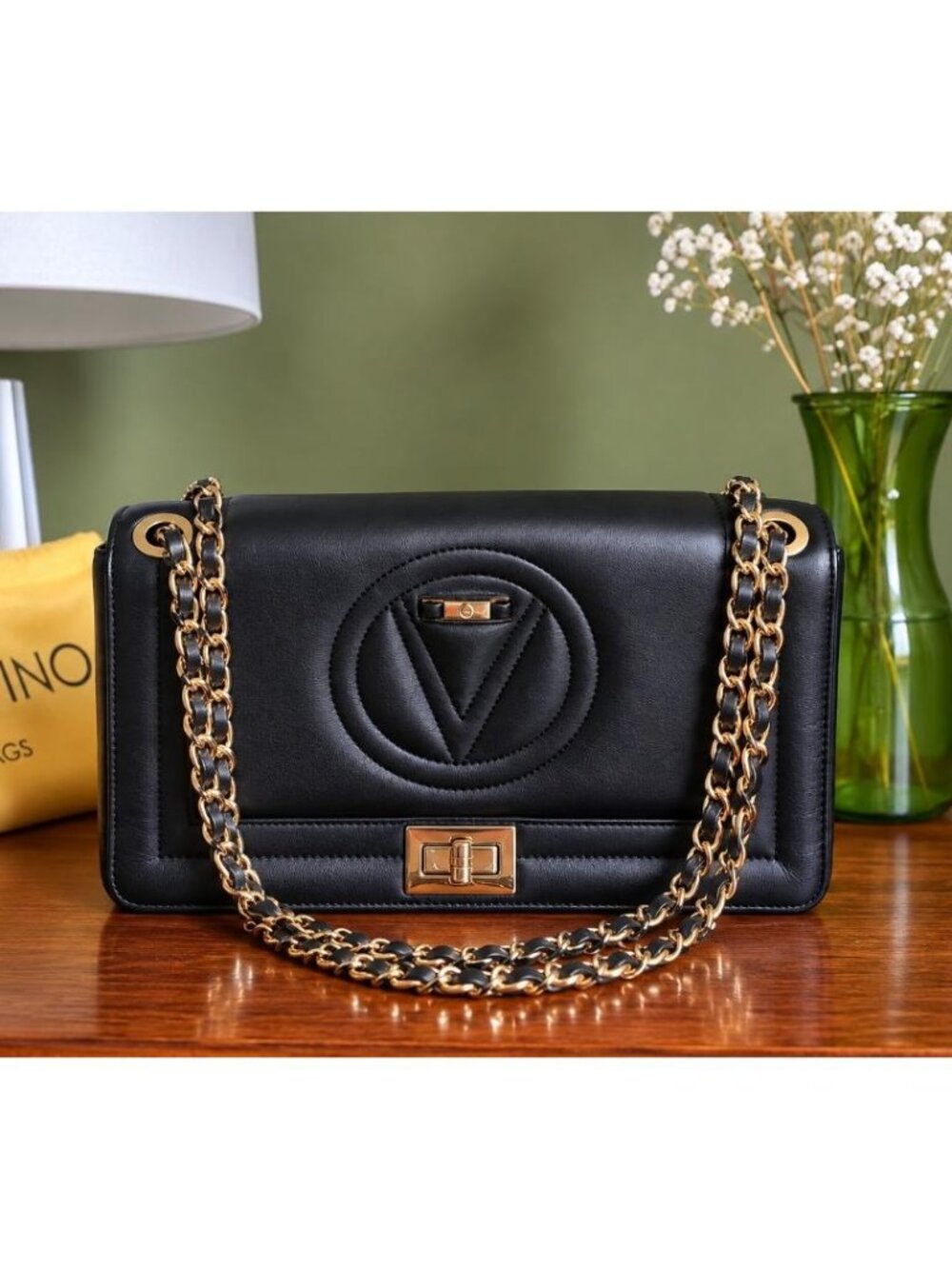 Classic Black Quilted Shoulder Bag with Gold Chain